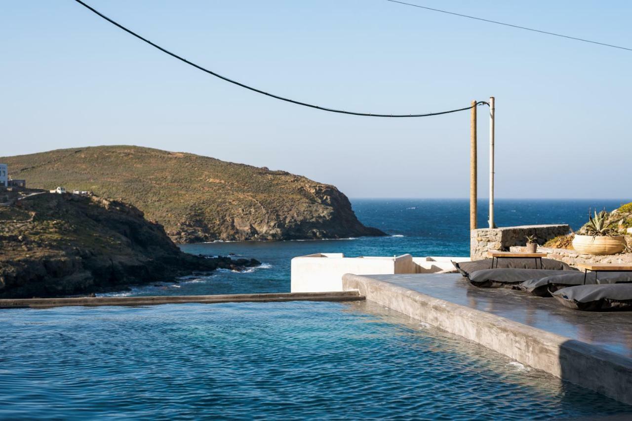 Sea Rock & Sky Private Residence Merchia Beach Экстерьер фото